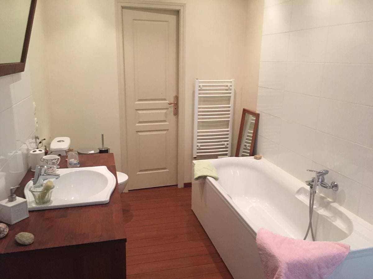 Foto 3 von 5: Double Room with Private Bathroom
