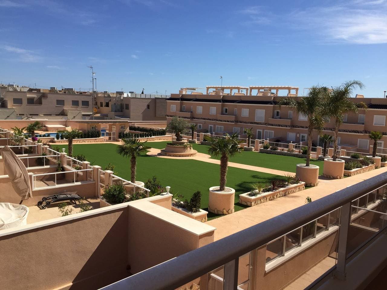 Foto 2 von 23: 3027 Vista Azul,close to the beach &  heated pool