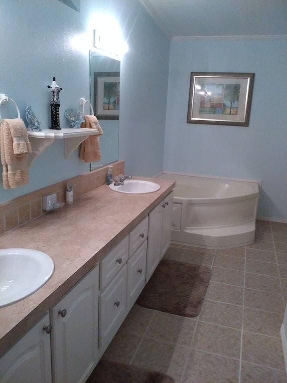 Foto 10 von 34: The Blue Nile! Your Florida Fun is Calling.  Vacation, Leisure or Business
