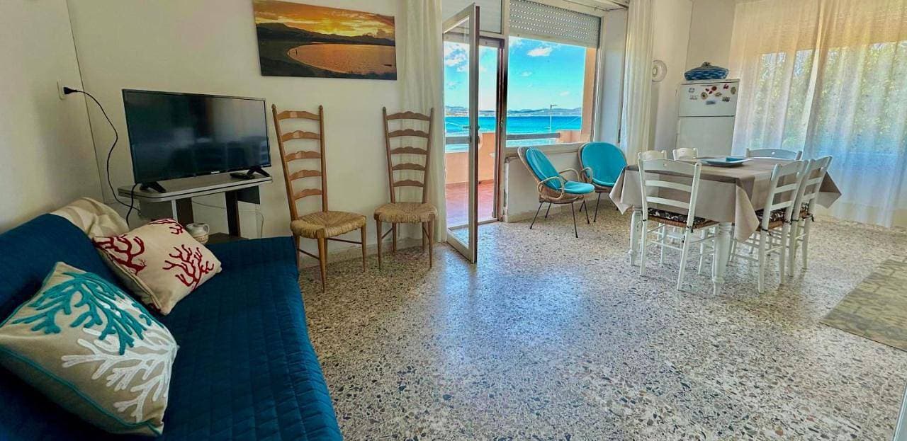 Foto 10 von 37: Two-Bedroom Apartment with Sea View