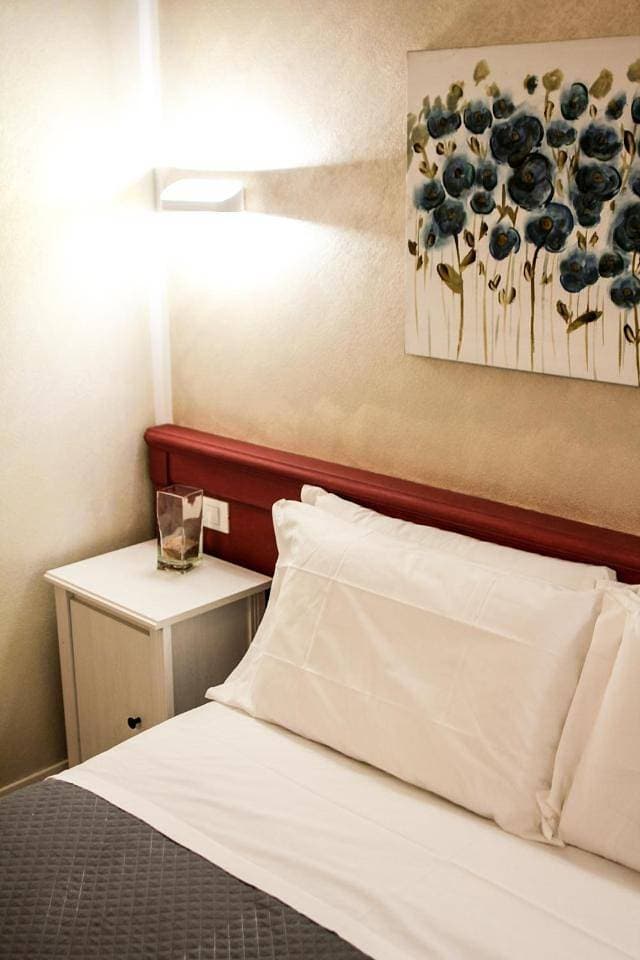 Foto 10 von 14: Double Room with Private Bathroom