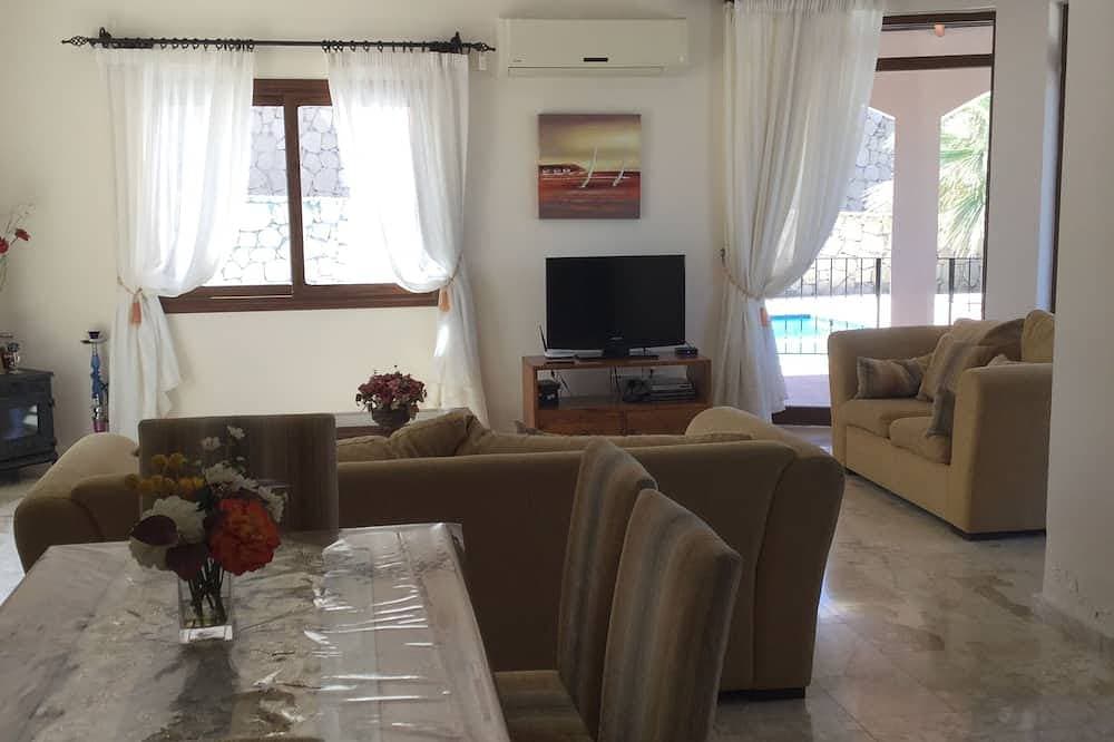Foto 13 von 30: Spektakuläre und außergewöhnliche Luxusvilla am Meer mit kostenlosem WLAN