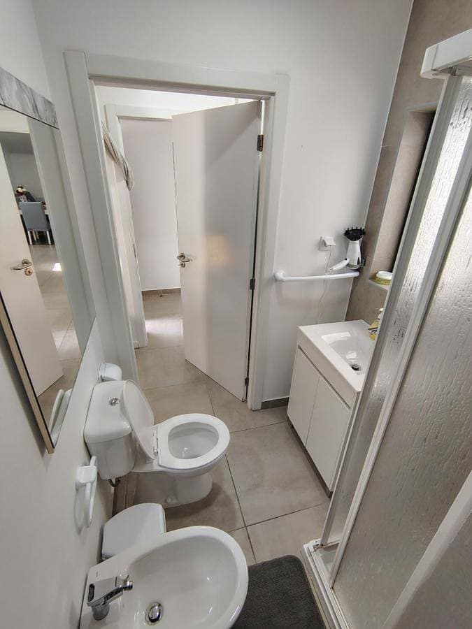 Foto 5 von 41: One-Bedroom Apartment