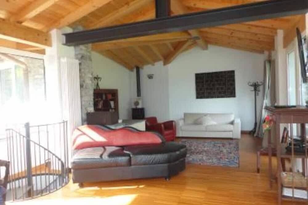 Foto 5 von 21: Kleines Haus mit großem Garten, Blick auf den Comer See 'Sans Souci'