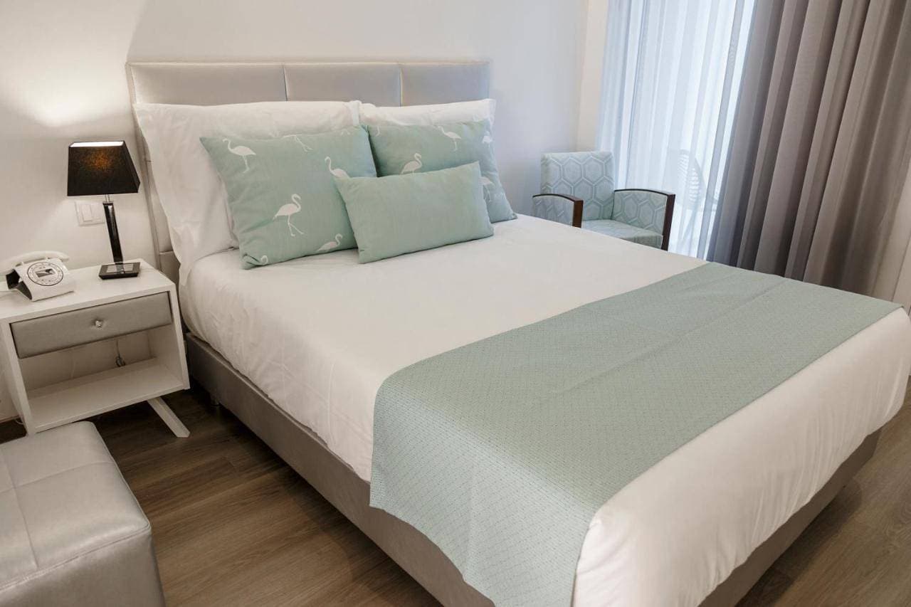 Foto 10 von 11: Double or Twin Room with Square View Balcony