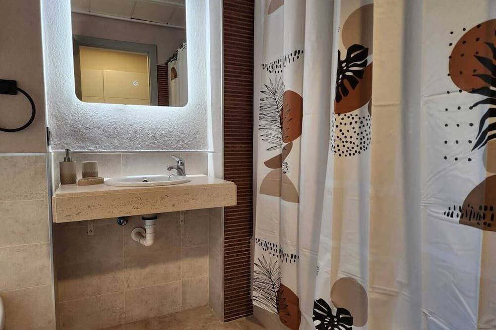 Foto 10 von 30: Ático Esquinero con Vistas al Valle del Este Golf con Piscina Comunitaria!