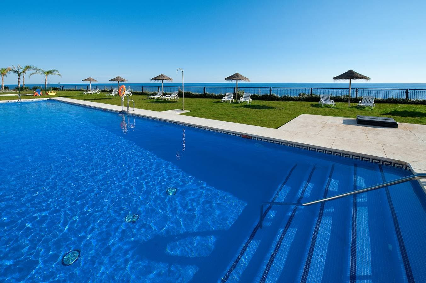 Foto 4 von 11: 1 bedroom side sea view aparment
