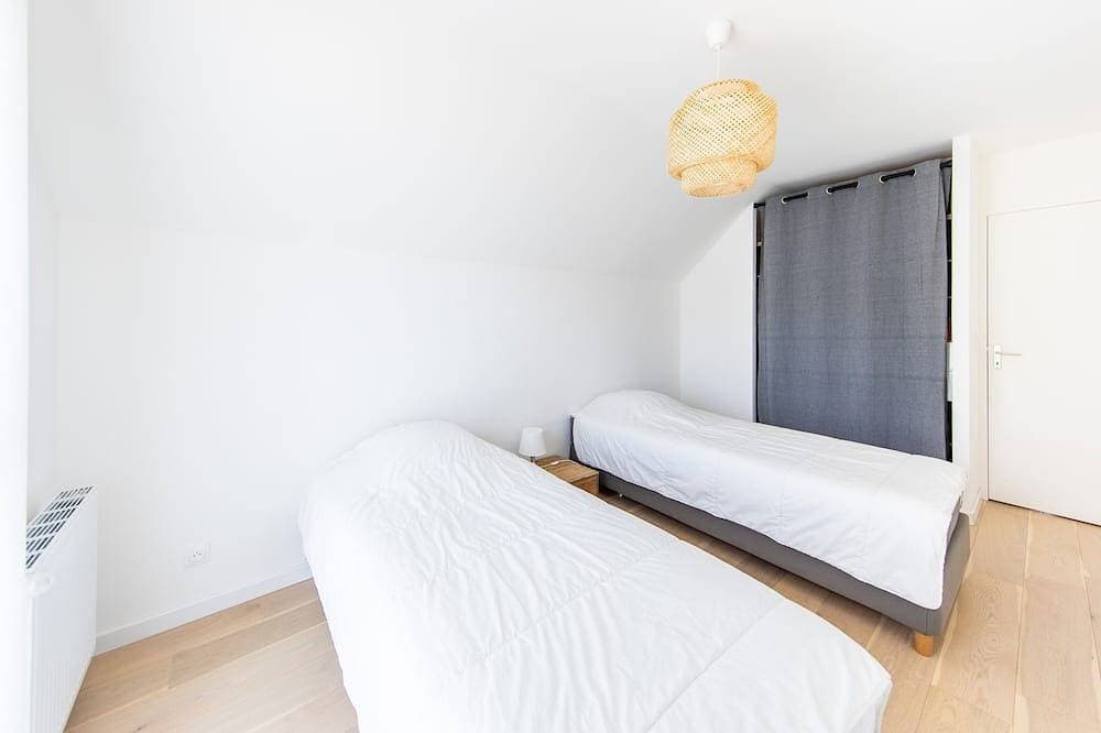 Foto 5 von 23: Les Embruns - Comfortable new house 2 minutes walk from the beach
