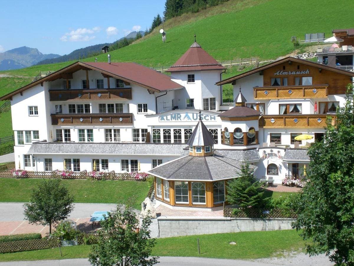 Berghotel Almrausch 1