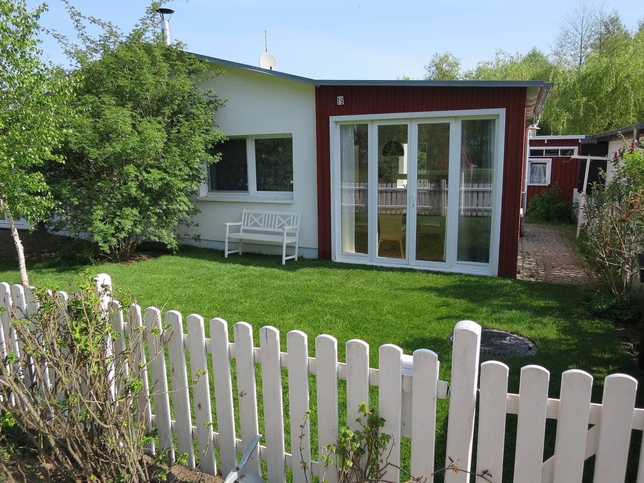 Foto 3 von 23: Ferienhaus 'Strandhaus Am Oberuckersee' mit Seeblick, privater Terrasse und WLAN