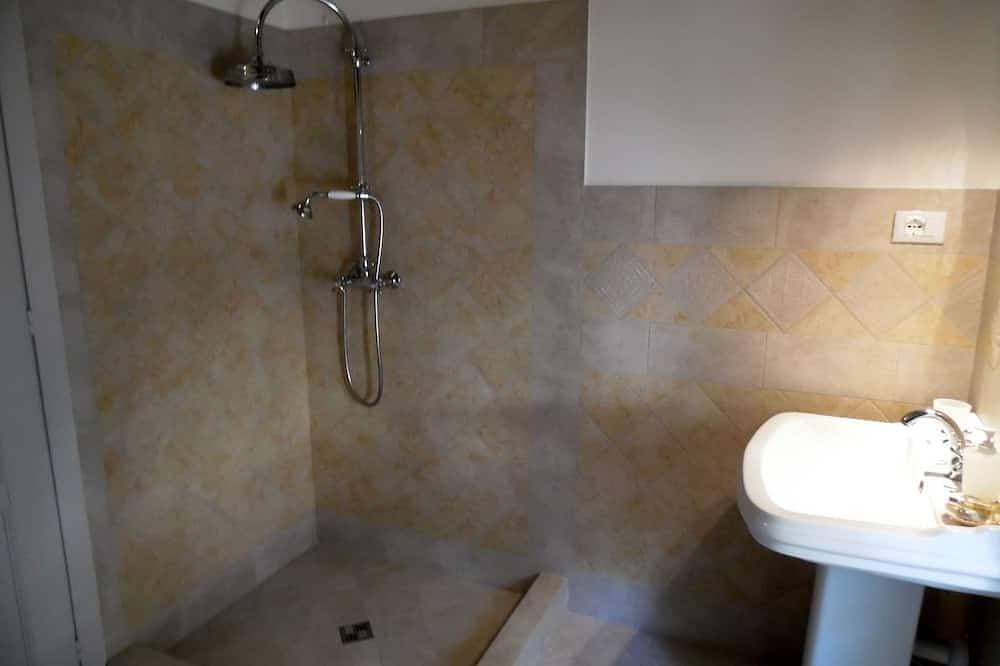 Foto 11 von 29: Wohnung in Vello am Iseo-Strand