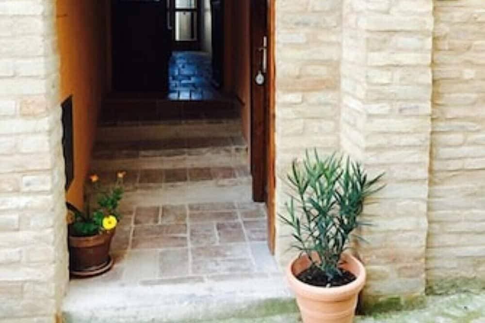 Foto 10 von 22: Elegantes, Historisches Haus mit Terrassen & Garten