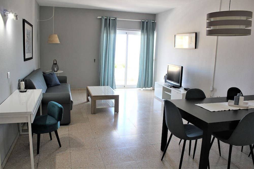 Apartamento con vistas playa y WIFI 1
