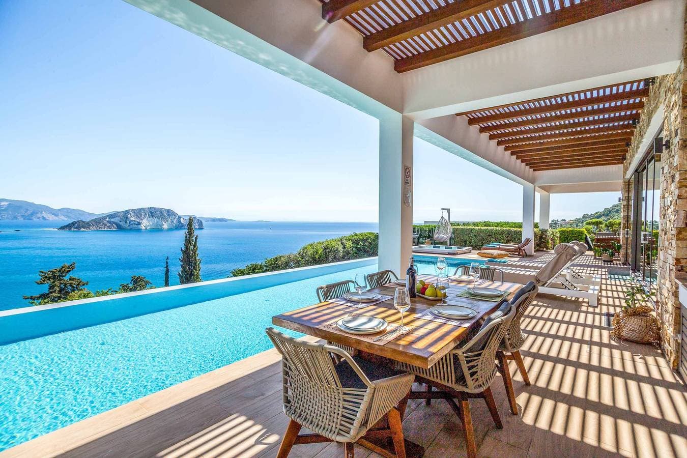 Foto 7 von 40: Villa für 6 Personen mit Terrasse