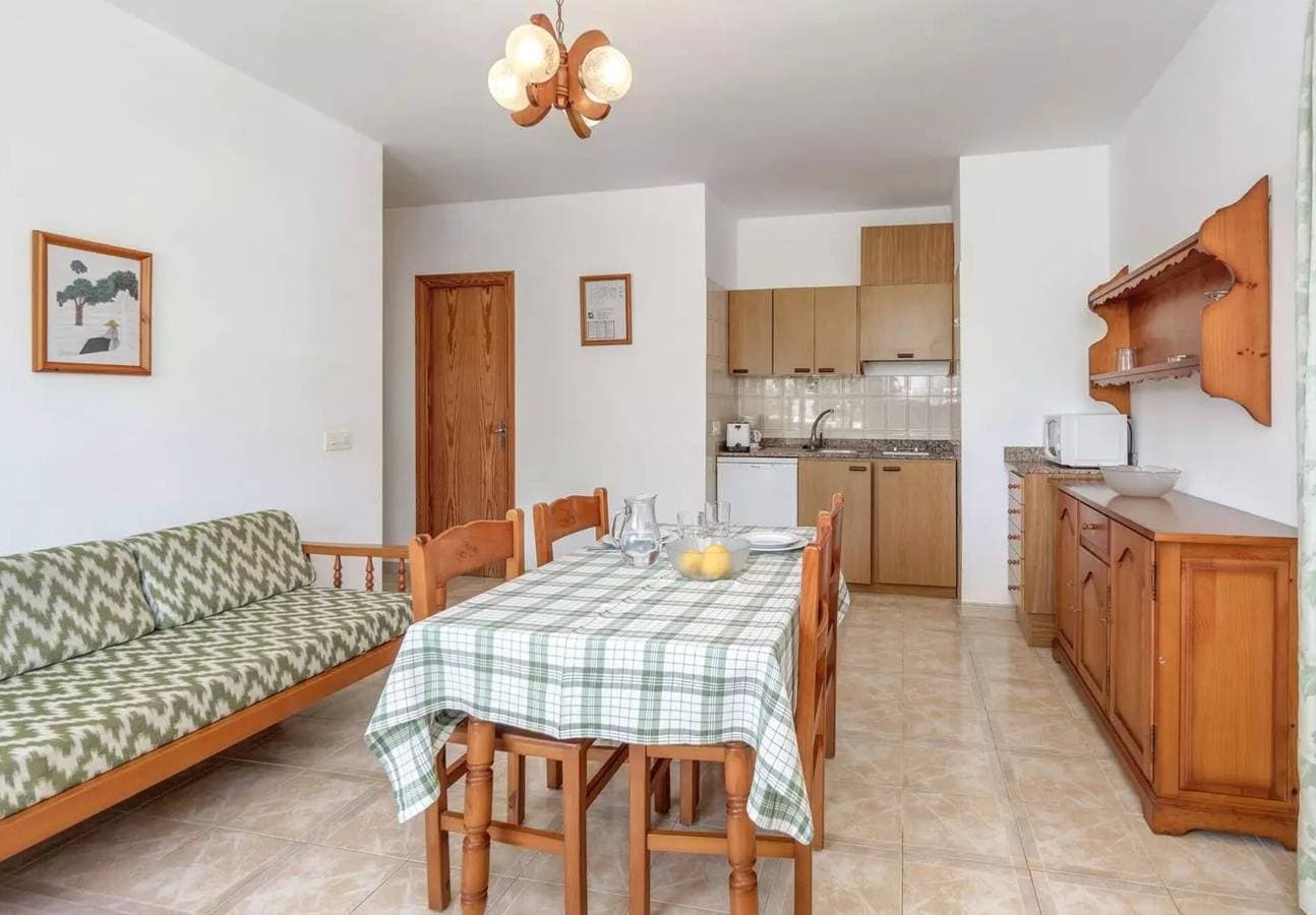 Foto 10 von 21: Charmante Ferienwohnung "La Cabanya 3D" mit Gemeinschaftspool, Terrasse & WLAN