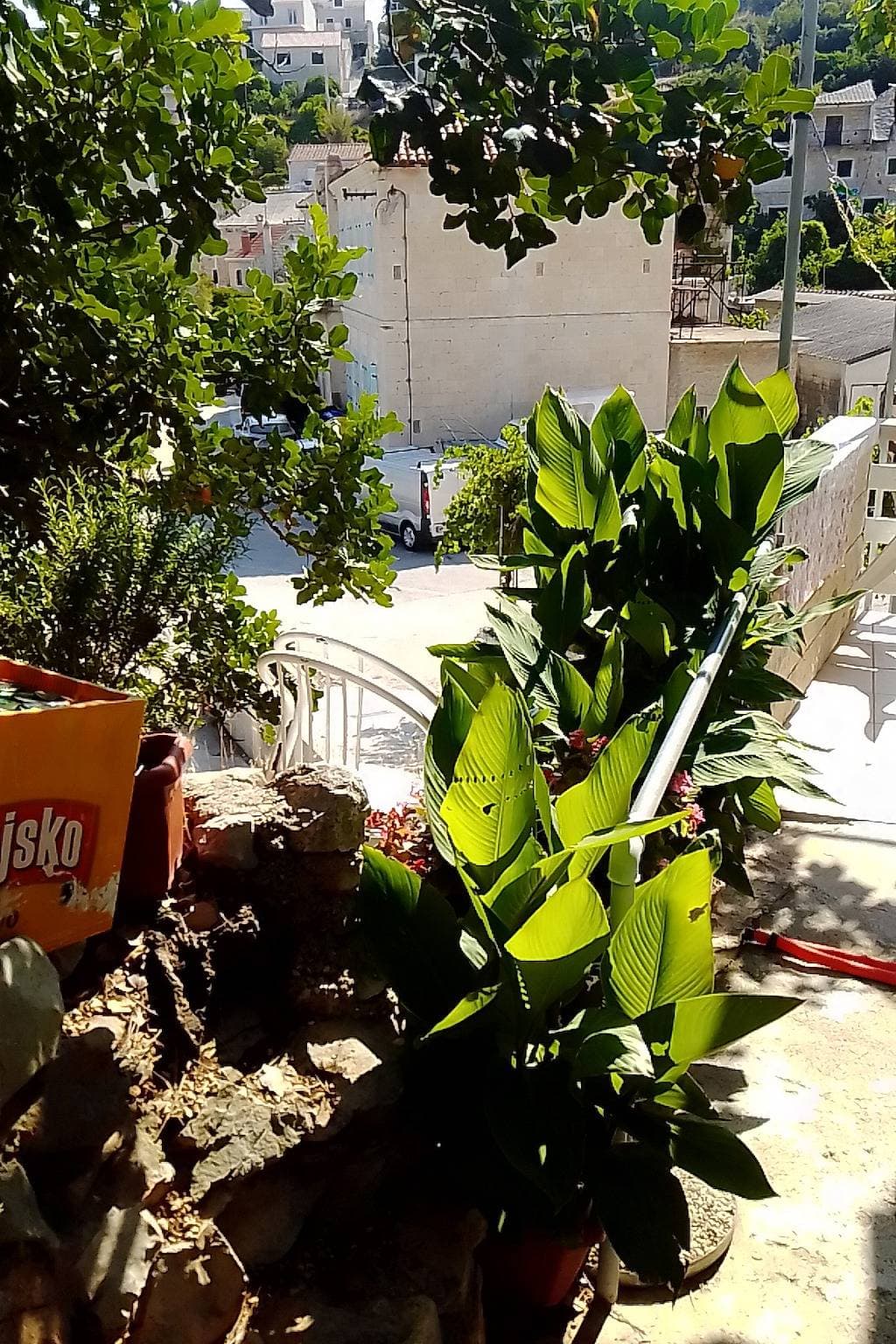 Foto 7 von 22: 2-Zimmer-Ferienwohnung mit Terrasse und Meerblick Povlja, Brac A-712-a