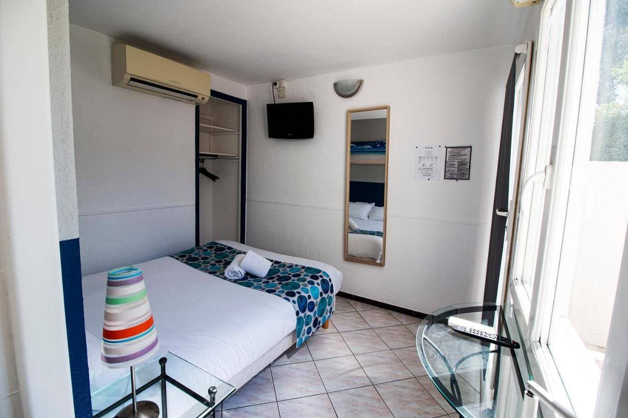 Foto 9 von 10: Standard Double Room