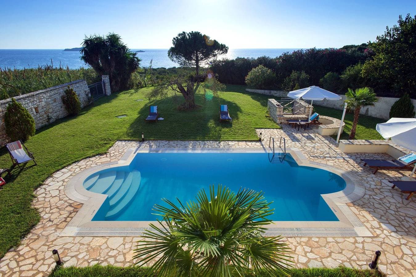 Foto 9 von 41: Luxury Corfu Villa | 3 Bedroom Villa Panorama| Sea View | Private Pool | Arillas