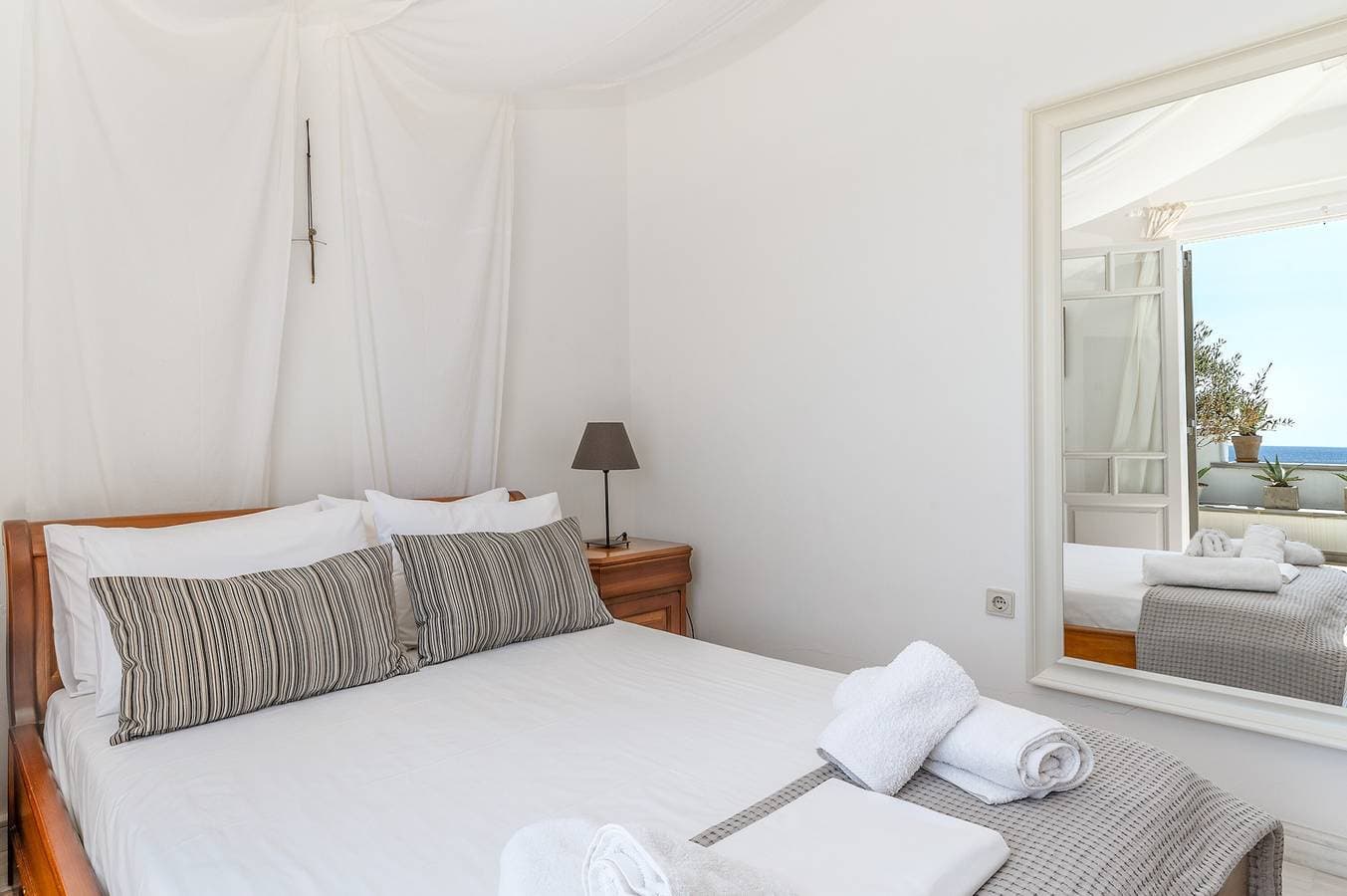 Foto 12 von 25: Ferienwohnung 'Seepferdchen 2 Tinos' mit Meerblick, WLAN und Klimaanlage