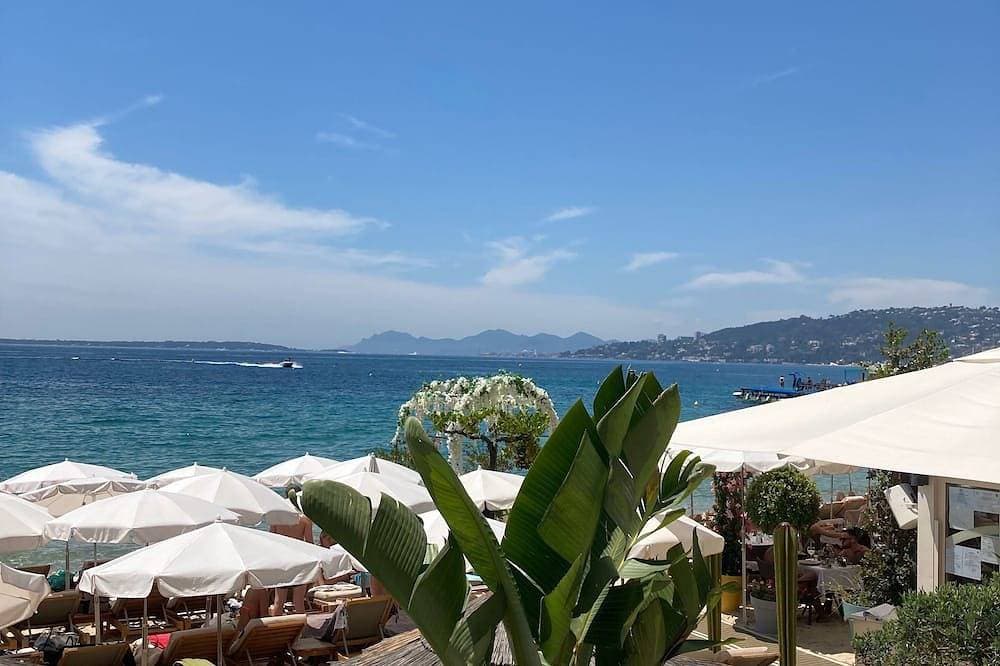 64 m2 2 bedrooms 3 minutes walk from the beach, quiet, air conditioning and WiFi 1