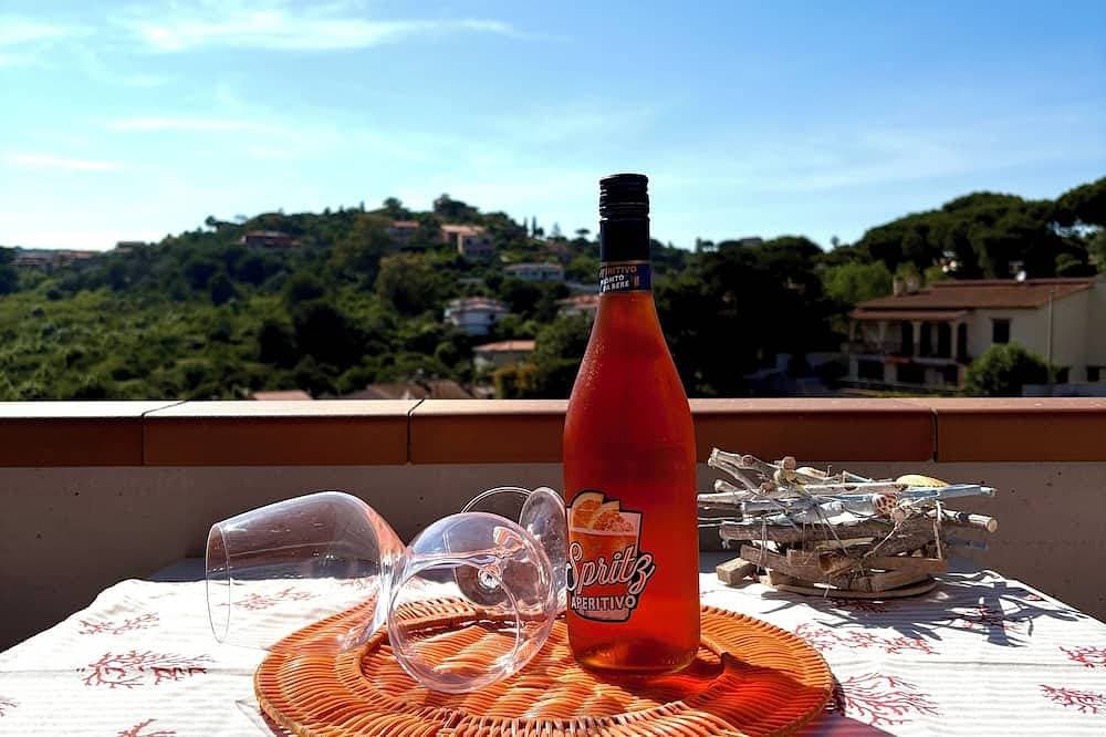 Charming 1-bedroom apartment in delightful Portoferraio with AC 1