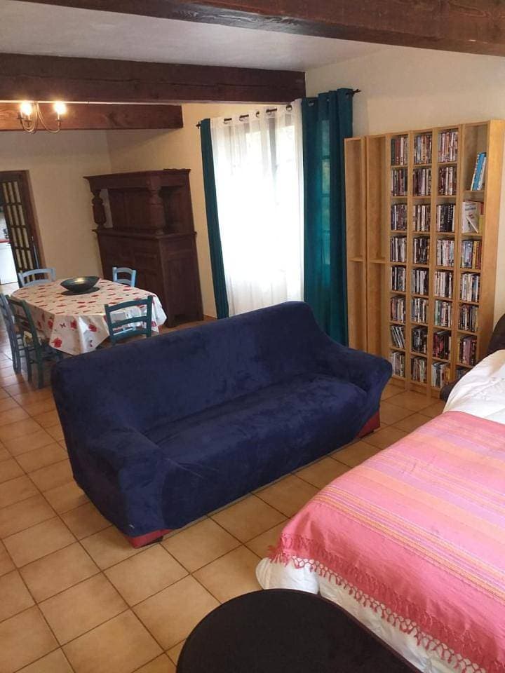 Foto 9 von 12: Three-Bedroom House