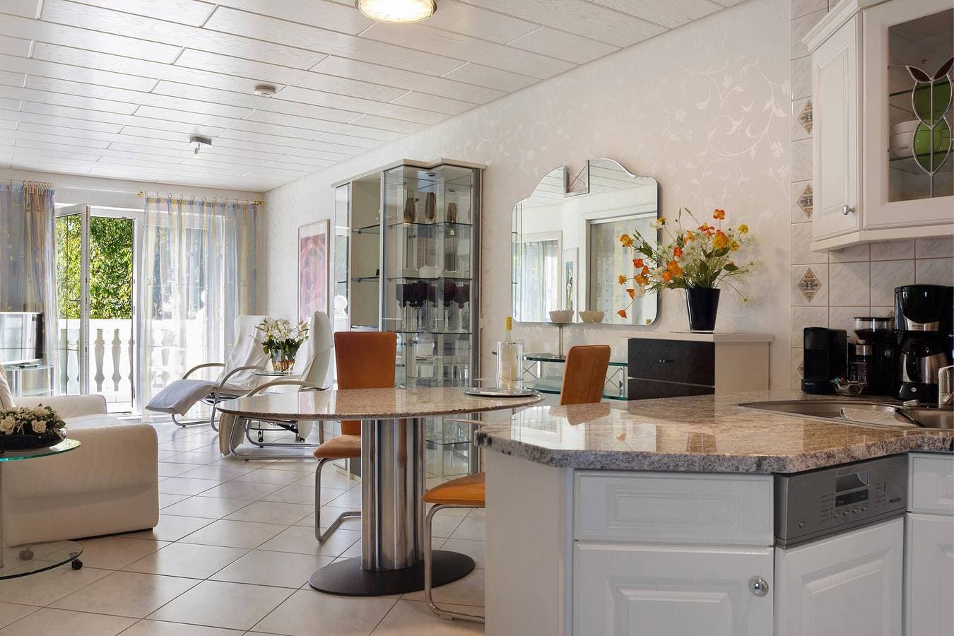 Foto 9 von 18: Ferienwohnung 'Am Schlosssee' mit Balkon und WLAN