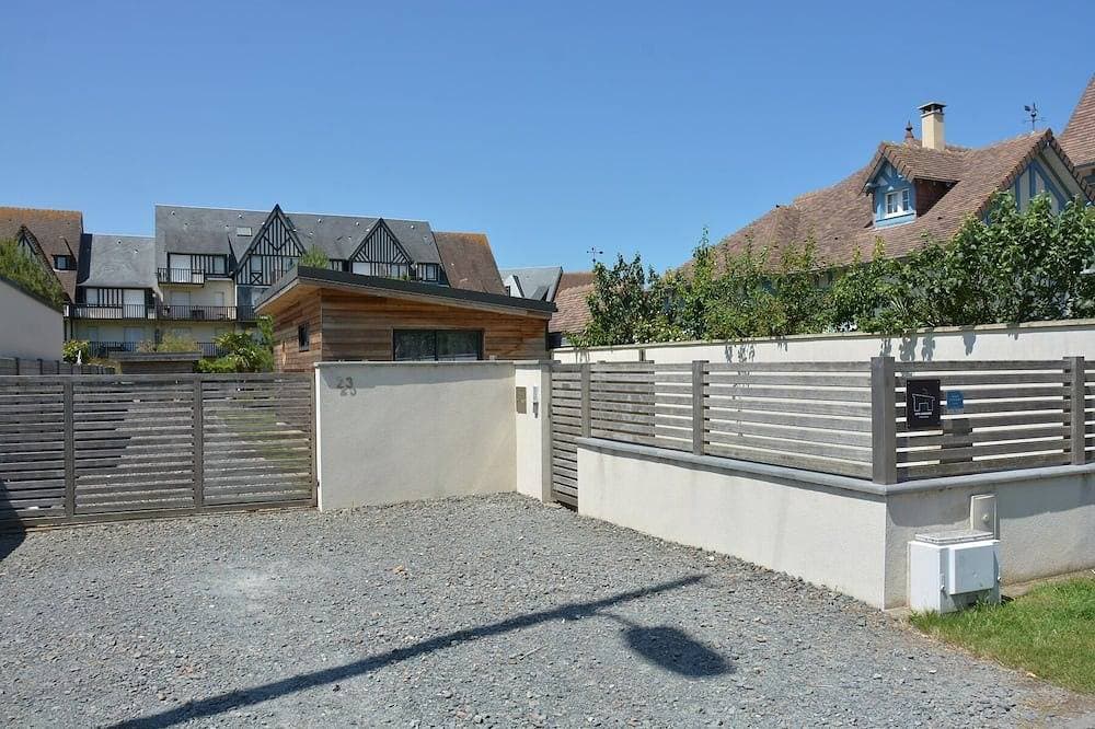 Foto 7 von 23: Ferienhaus am Meer und in der Nähe des Stadtzentrums in Cabourg.