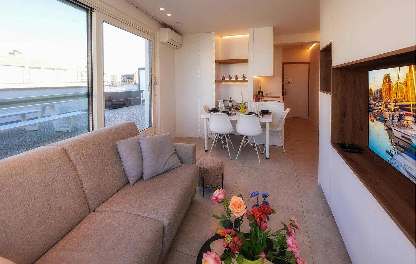 Foto 10 von 21: Ferienwohnung für 4 Personen mit Terrasse
