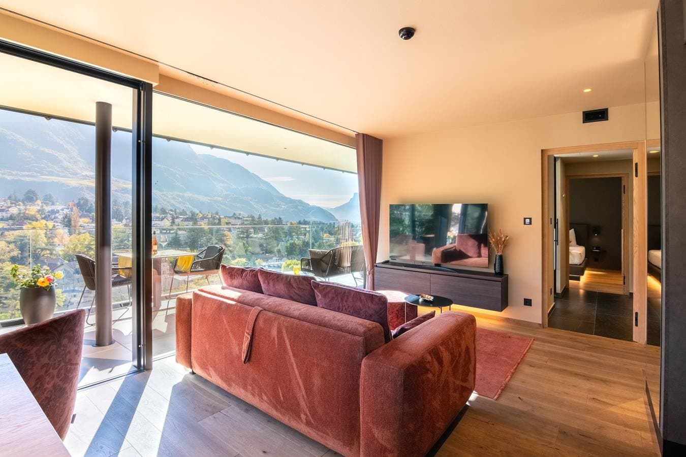 Foto 4 von 43: Ferienwohnung 'Levita Living Freiheit' mit Bergblick und privater Terrasse