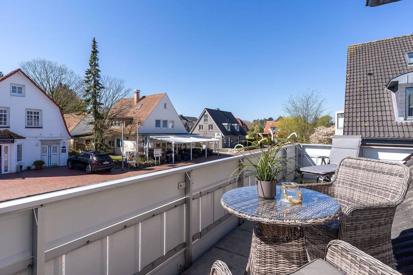 Foto 7 von 29: Schöne 2-Zimmerwohnung im 1. Obergeschoss mit Balkon im Ortsteil Dorf