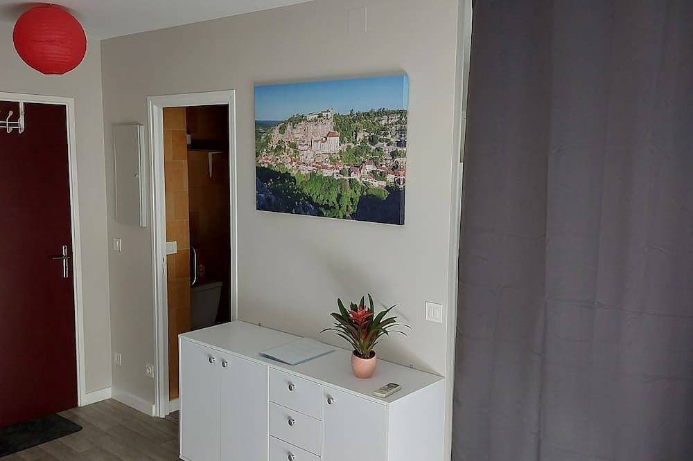 Foto 8 von 8: Studio type T2, hypercentre, furnished with air conditioning and parking