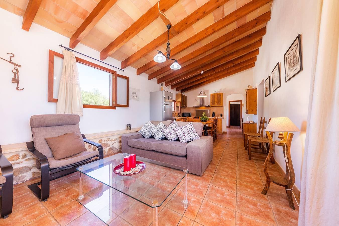 Foto 11 von 36: Antike Finca Es Clonenell mit WLAN, Garten, Terrass und Pool; Parkplätze vorhanden, Haustiere erlaubt