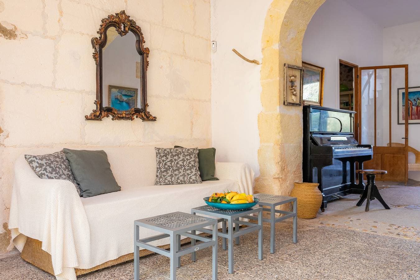 Foto 3 von 28: Wunderschönes Ferienhaus "Finca Son Banus" mit WLAN, Balkon