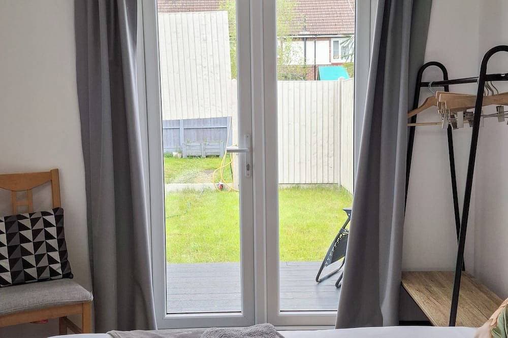 Foto 8 von 27: A new 3-bed flat with en-suite near Heathrow