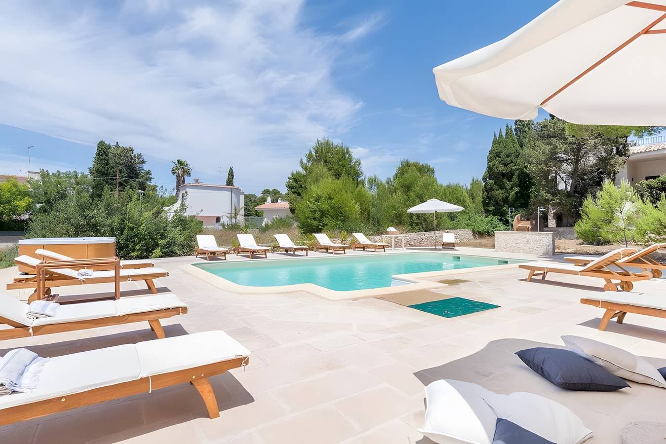 Foto 11 von 55: Bed and Breakfast Cala D'Aspide – Zimmer mit Gartenblick, WLAN und Klimaanlage