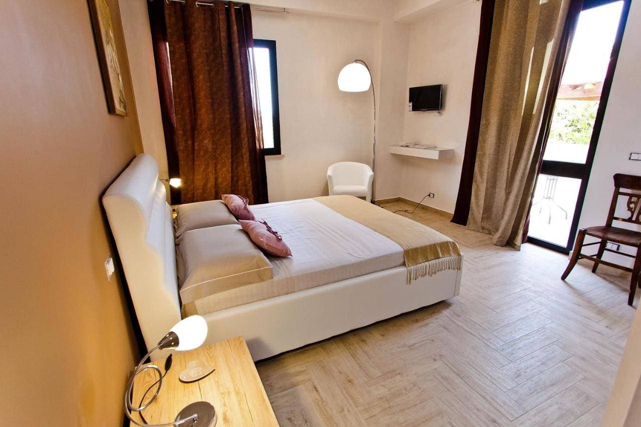 Foto 5 von 14: Queen Room with Balcony