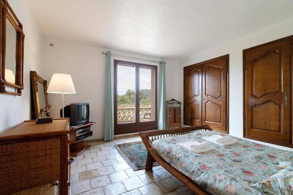 Foto 5 von 17: Three-Bedroom Villa