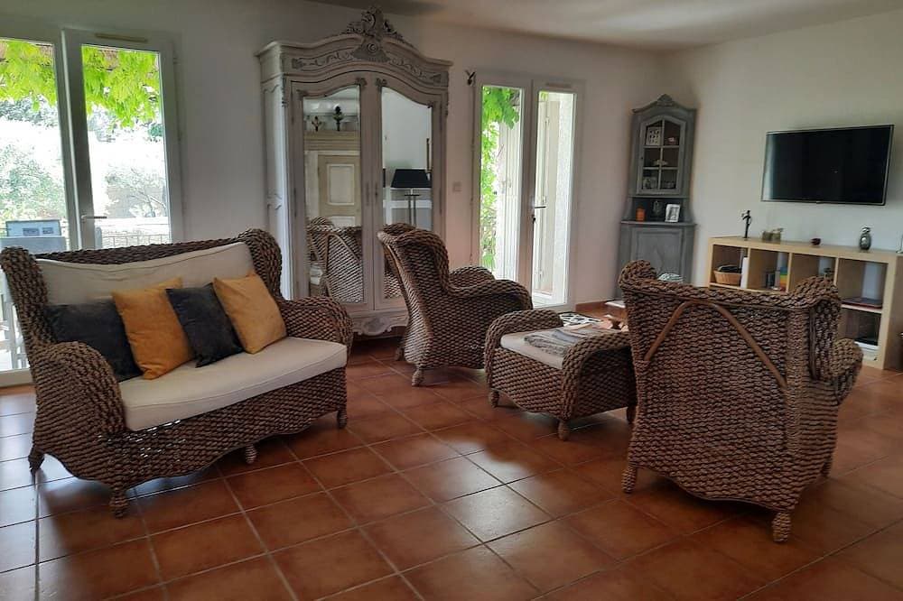 Foto 10 von 30: Sonderangebot Schöne klimatisierte Villa Schwimmbad Dreieck Arles Nimes Avignon