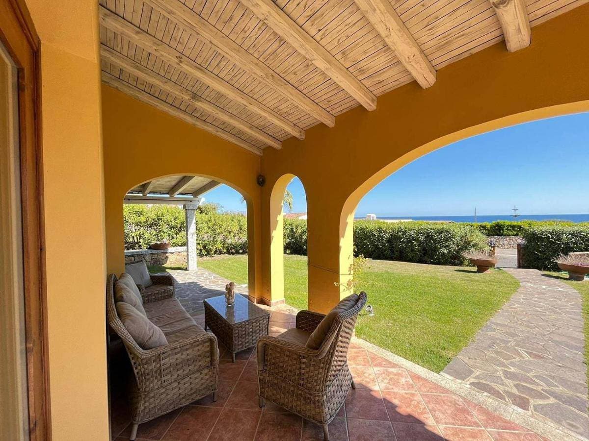 Foto 4 von 42: Villa with Sea View