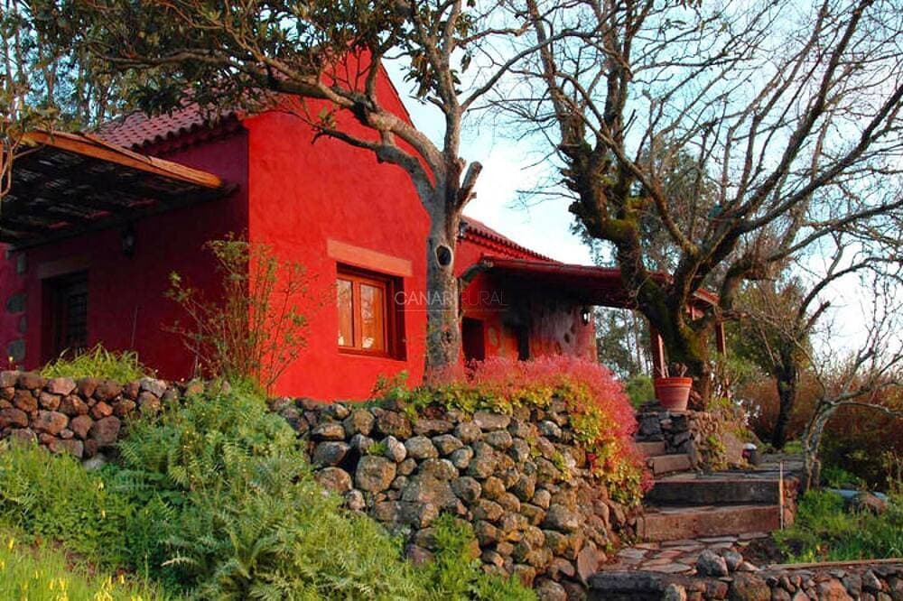 Foto 7 von 15: Restauriertes kanarisches Ferienhaus El Roble mit privatem Pool in Fon