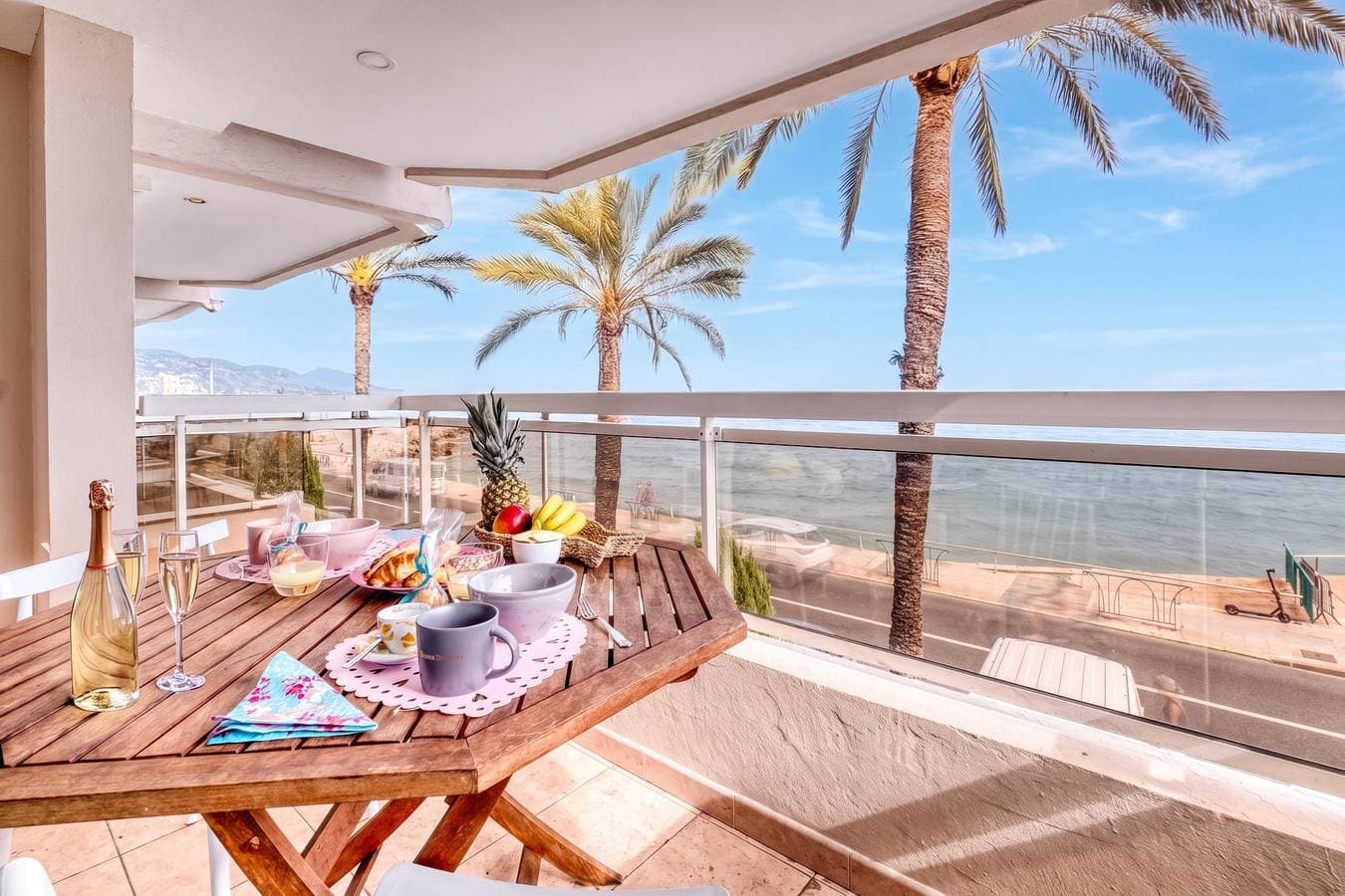 Rives d'Azur Apt with Sea View Terrace 1