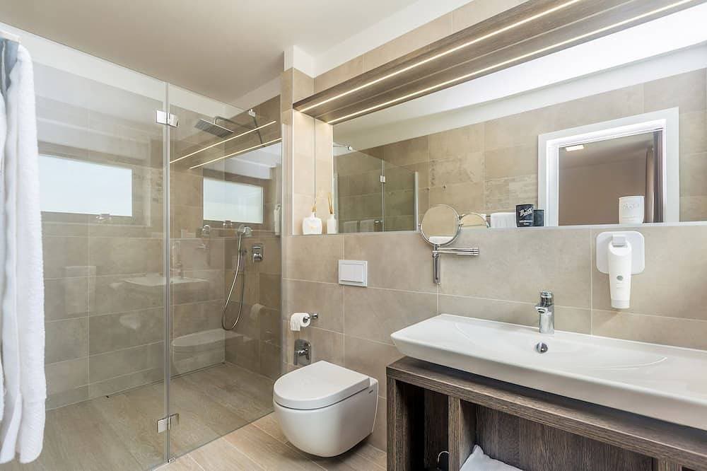 Foto 9 von 30: Ferienwohnung Poseidon 1 Malinska Krk – Pool & Strandnähe