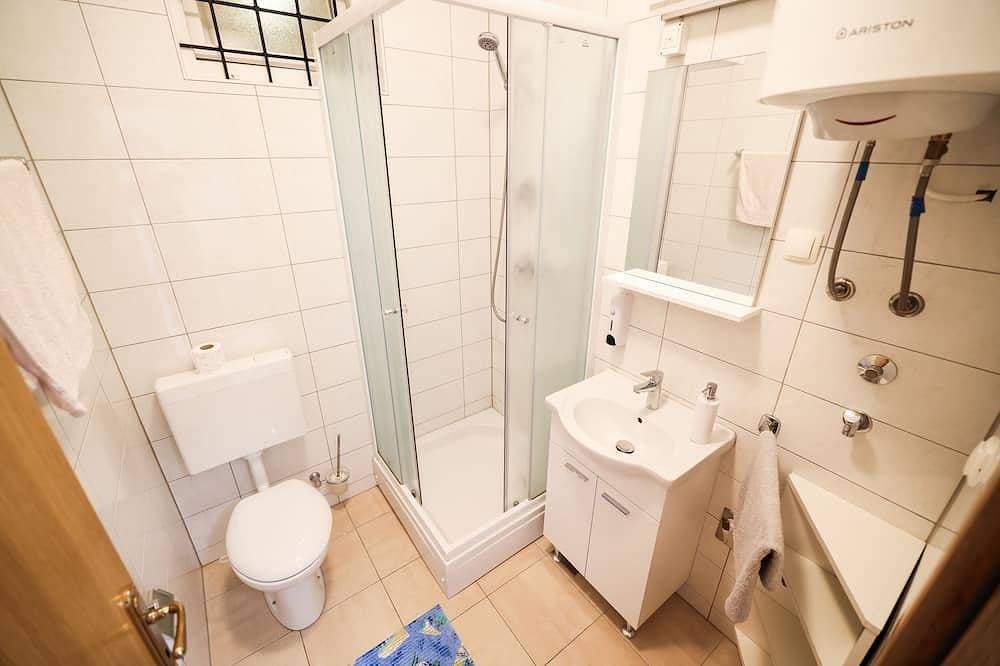 Foto 4 von 11: 1-Zimmer-Ferienwohnung mit Terrasse Kozjaca, Paklenica