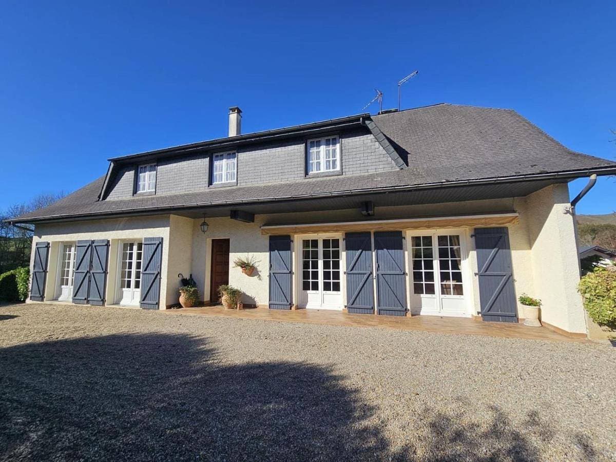 Appartement indépendant dans une maison béarnaise 1