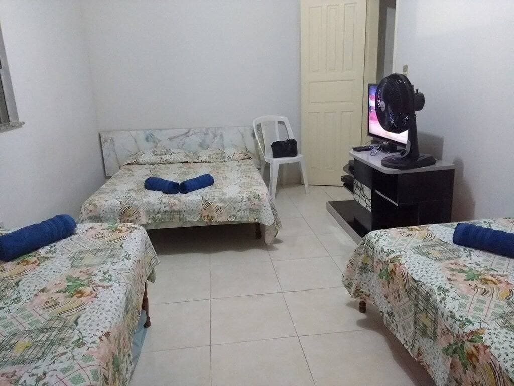 Foto 10 von 15: Cosy Beach House 2 Schlafzimmer 1 Suite w / Luft