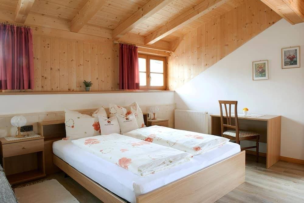 Foto 2 von 22: Berghütte im Villnöß mit Dolomitenblick