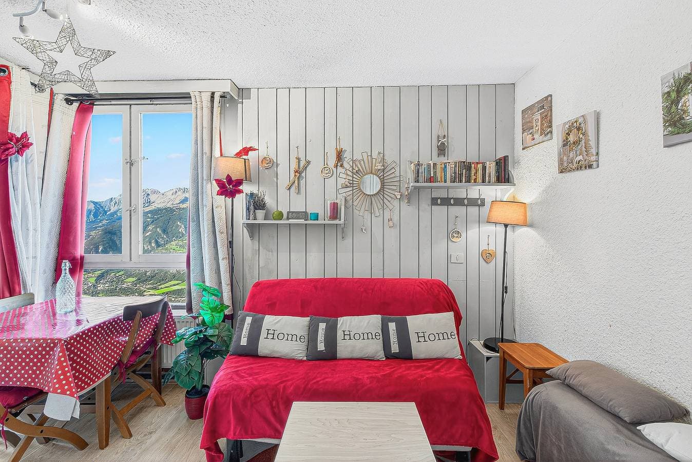 Foto 6 von 45: Appartement 'Chaleureux 4 Couchages' mit Bergblick, privater Terrasse und WLAN