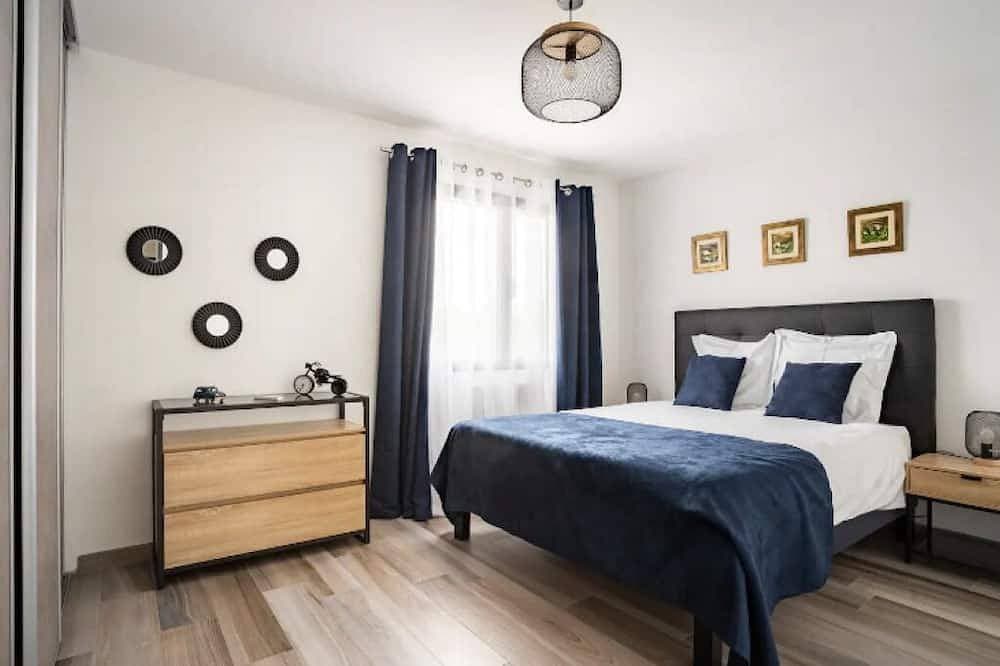 Foto 2 von 30: Superb new villa with 6-seater spa