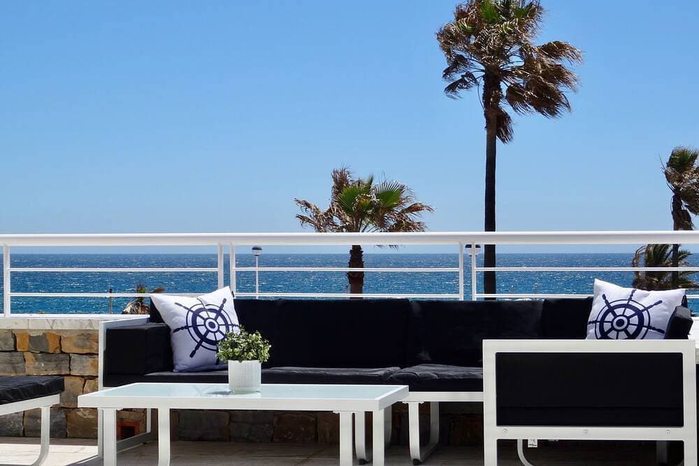 Neu Casares del Mar.  Spektakuläre Wohnung in erster Linie. 80m2 Terrasse 1